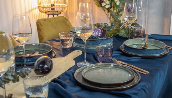 Cosy & Trendy Serviesset Quintana Green – 18-delig / 6 Personen – Bevat 6 Dinerborden, 6 Diepe Borden en 6 Ontbijtborden – Groene aardewerk met unieke textuur – Vaatwasser- en Magnetronbestendig – Stapelbaar