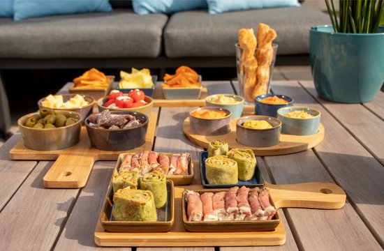 Cosy & Trendy Serveerplank bamboe - 4x luxe schaaltjes - 29 x 20 cm - Tapas - Hapjes - Sauzen